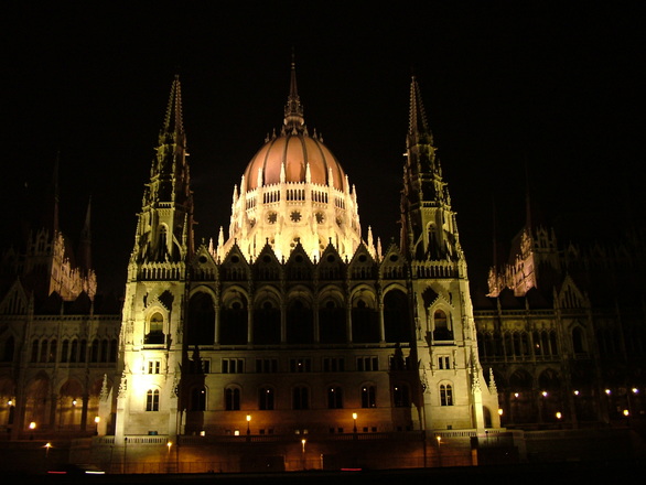 عکس شب پارلمان بوداپست