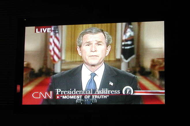پرزیدنت بوش در تلویزیون